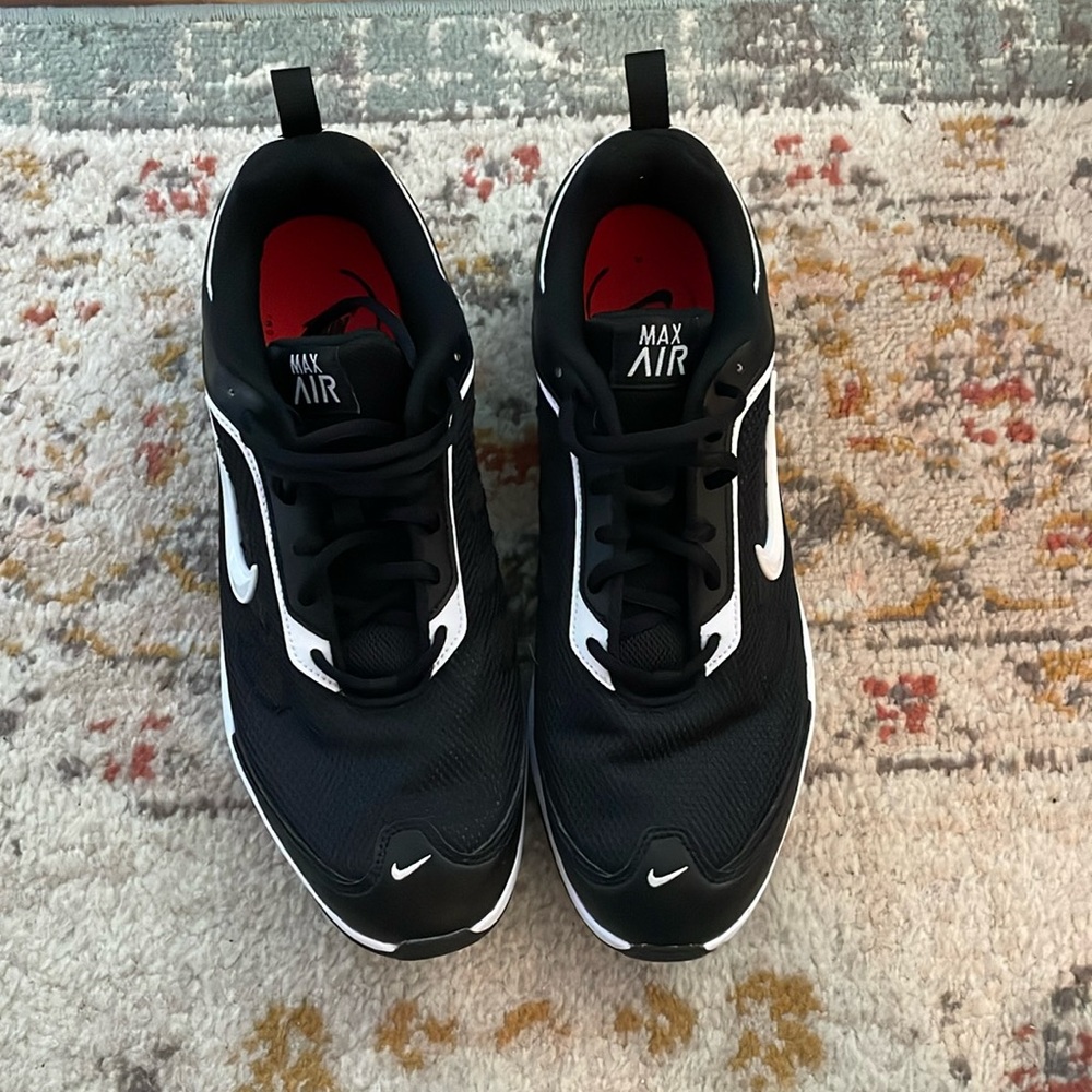 Nike Air Max, Size 11
